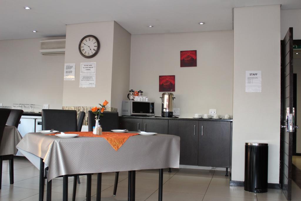 Alcazaba Hotel Johannesburg Ngoại thất bức ảnh