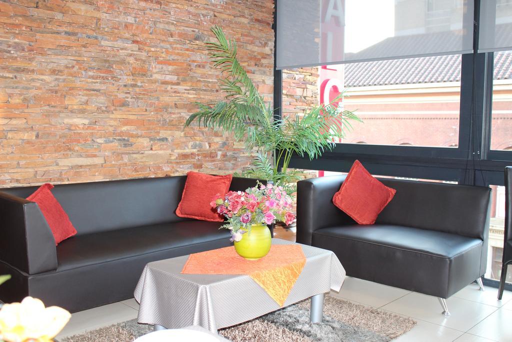 Alcazaba Hotel Johannesburg Ngoại thất bức ảnh