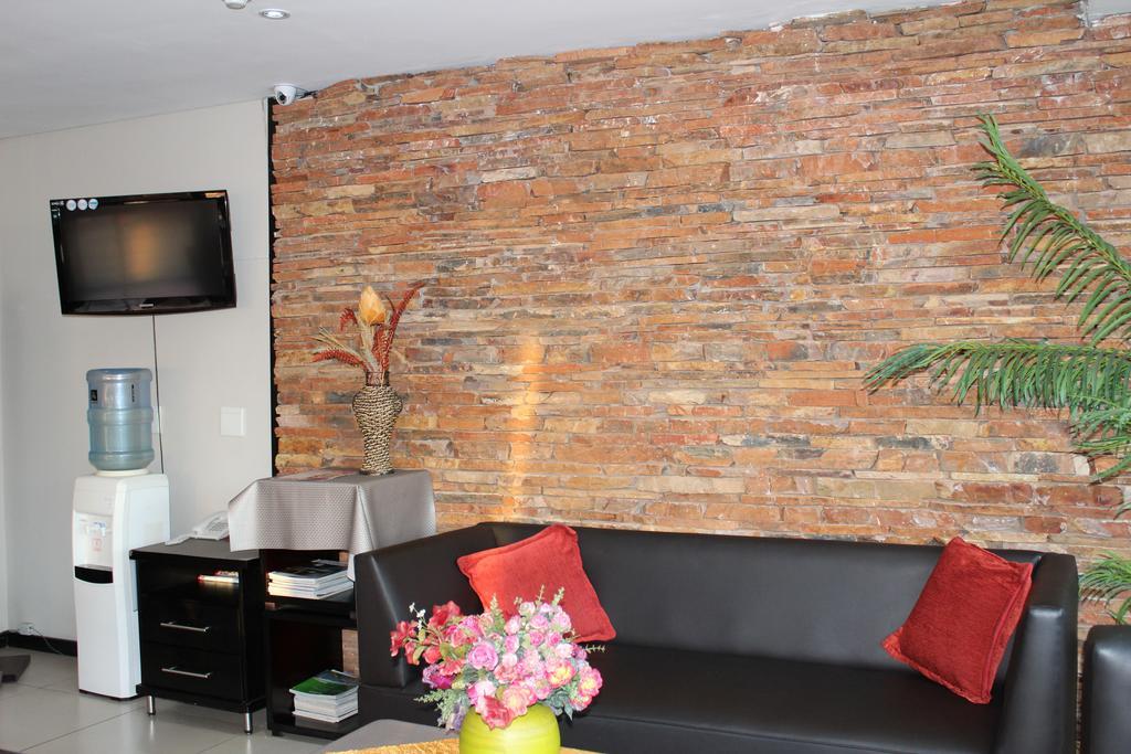 Alcazaba Hotel Johannesburg Ngoại thất bức ảnh