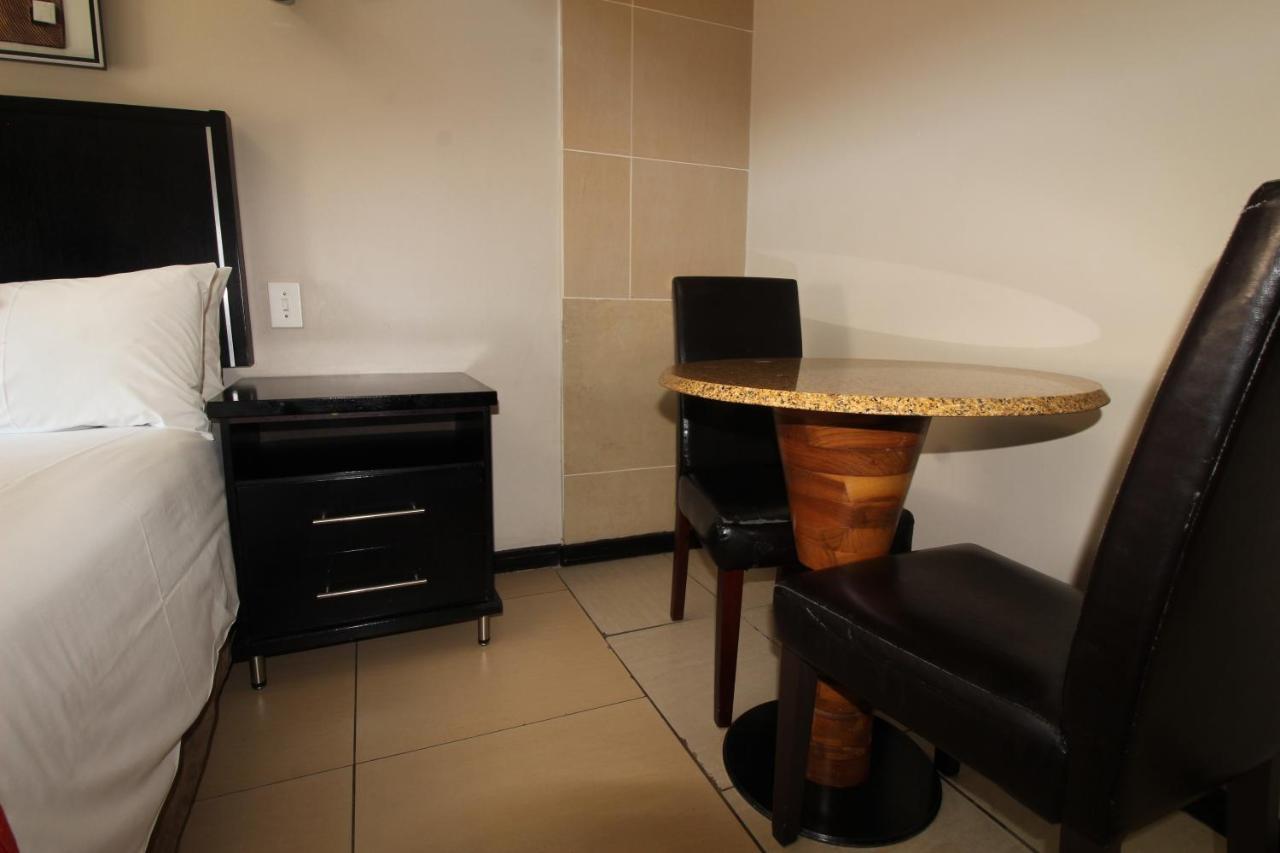 Alcazaba Hotel Johannesburg Ngoại thất bức ảnh